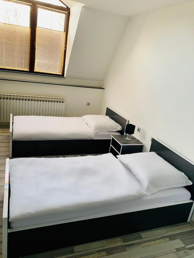 Noor Apartman Bihac Apartment Exterior foto